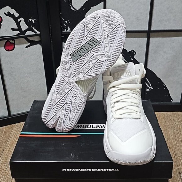 Moolah Women's Triple Double White House Basketball Shoes New Size 8.5 NWB WNBA - Picture 7 of 12